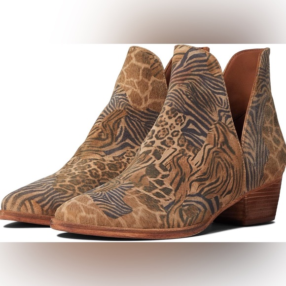 Free People Shoes - Free People Animal Charm Double V Boot Size 7